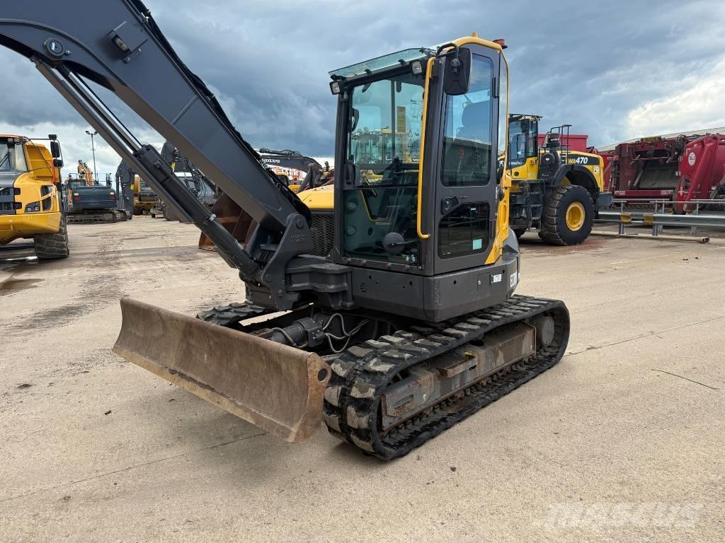 Volvo ECR 88 D 中型油圧ショベル 7ｔ-12ｔ（ユンボ・パワーショベル・バックホー）