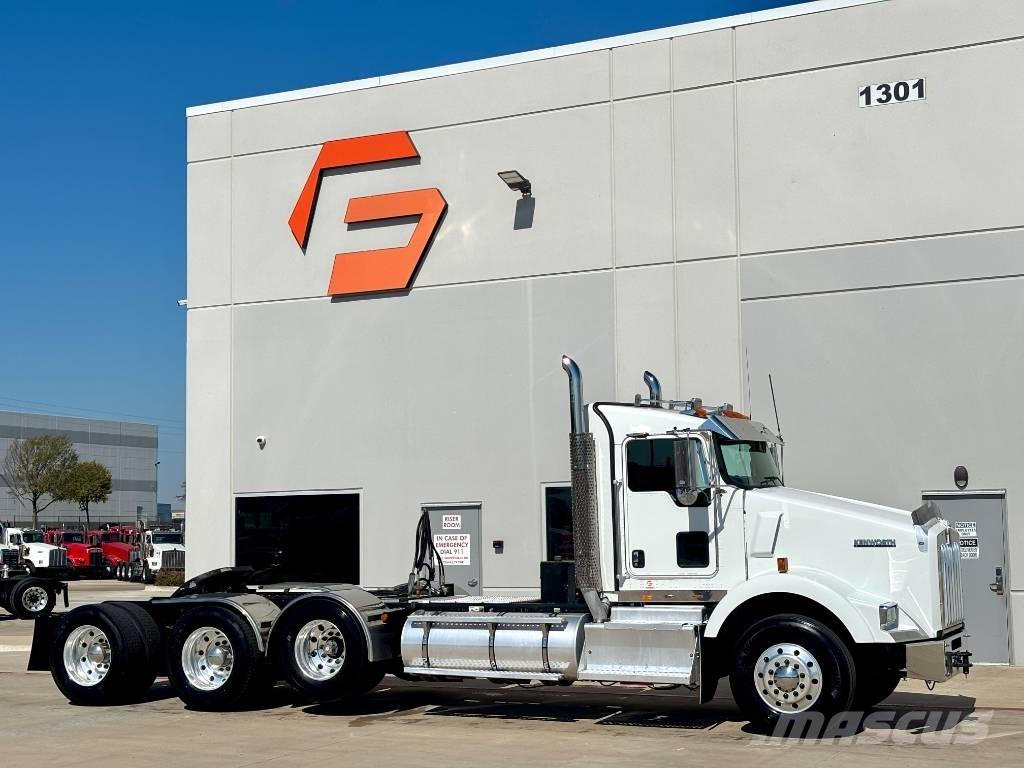Kenworth T 800 中古トラクターヘッド | トレーラーヘッド