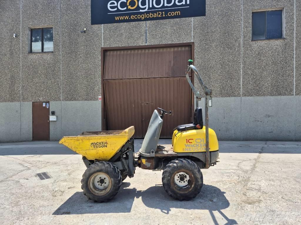 Wacker Neuson 1001 サイト　ダンプ