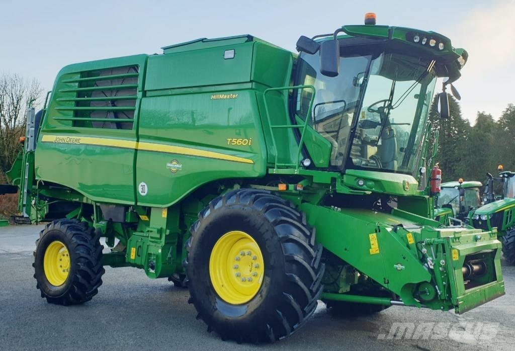 John Deere T 560 i コンバイン