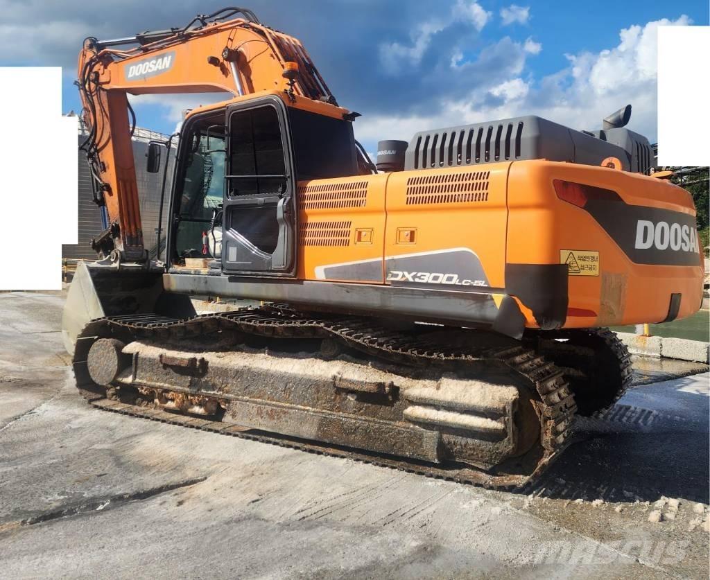 Doosan DX300LC-5L 大型油圧ショベル12t以上（パワーショベル・ユンボ）