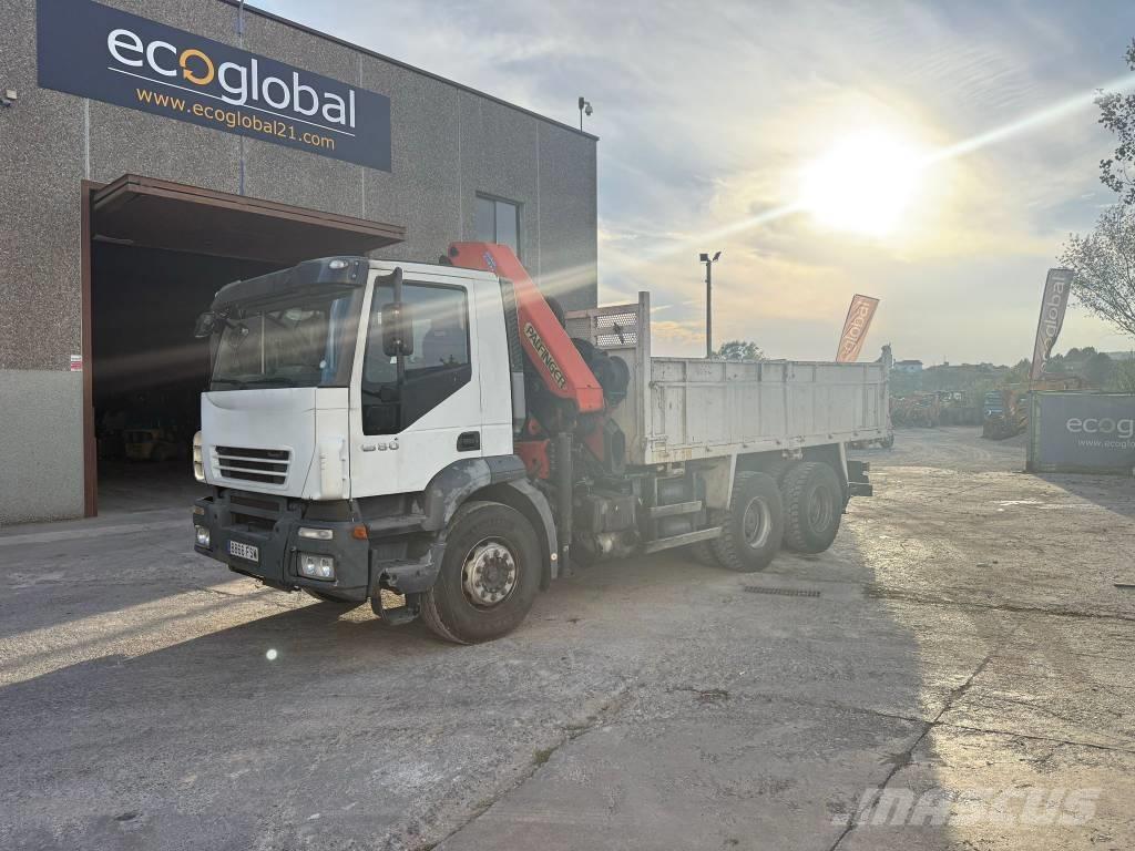 Iveco Trakker 380 クレーントラック、ユニック車