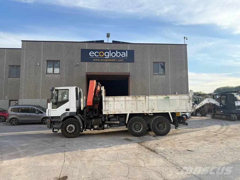 Iveco Trakker 380 クレーントラック、ユニック車