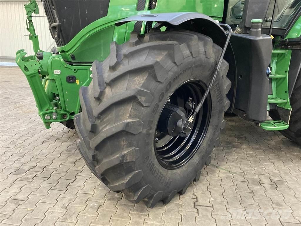John Deere 6R 250 トラクター
