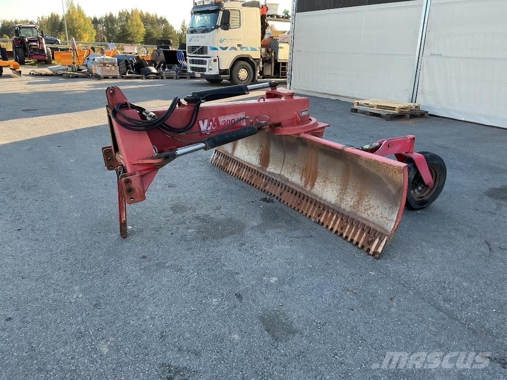 VM 300 JH 道路用レーキ