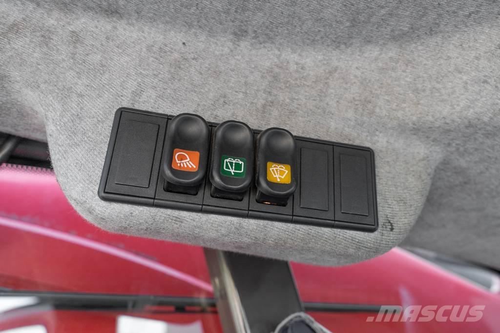 Manitou MT 1440 テレスコーピックハンドラー