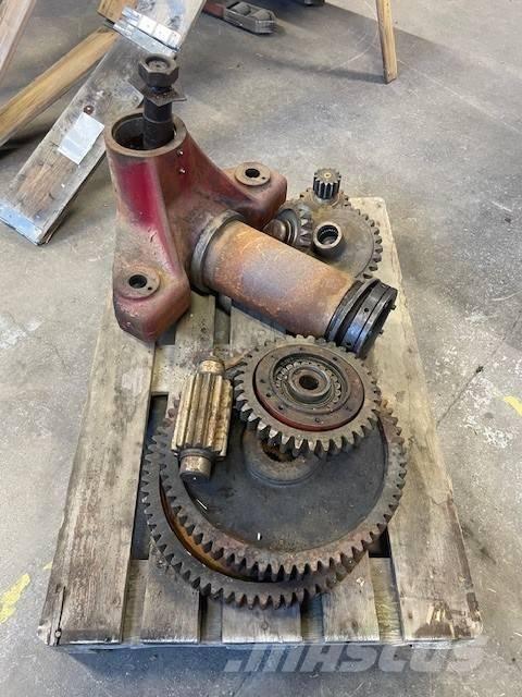 Hemek Ciceron 油圧機