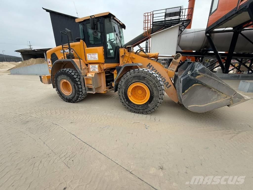 Hyundai HL 960 ホイールローダー・タイヤショベル