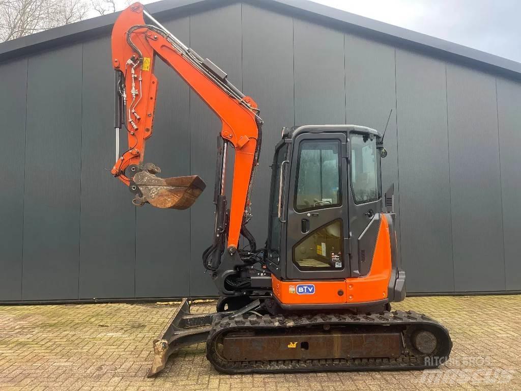 Hitachi U55-5a ミニ油圧ショベル 7t以下（ミニユンボ・ミニディガー）