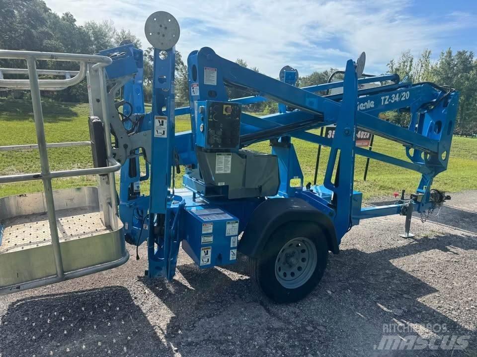 Genie TZ 34/20 高所作業台付トレーラー