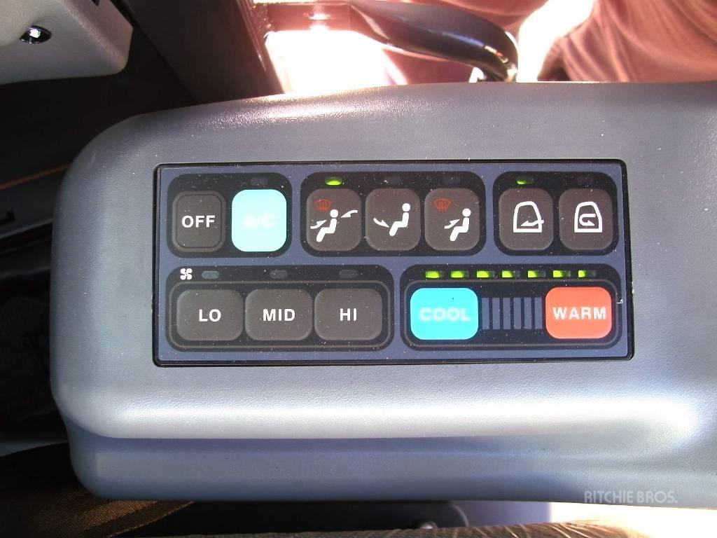 Doosan DX 63-3 ミニ油圧ショベル 7t以下（ミニユンボ・ミニディガー）
