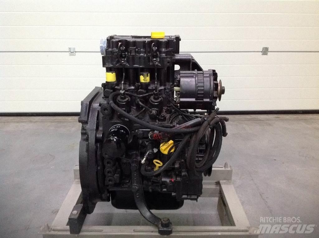 Deutz F2M2011 NEW エンジン