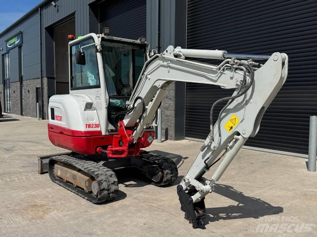 Takeuchi TB 230 ミニ油圧ショベル 7t以下（ミニユンボ・ミニディガー）