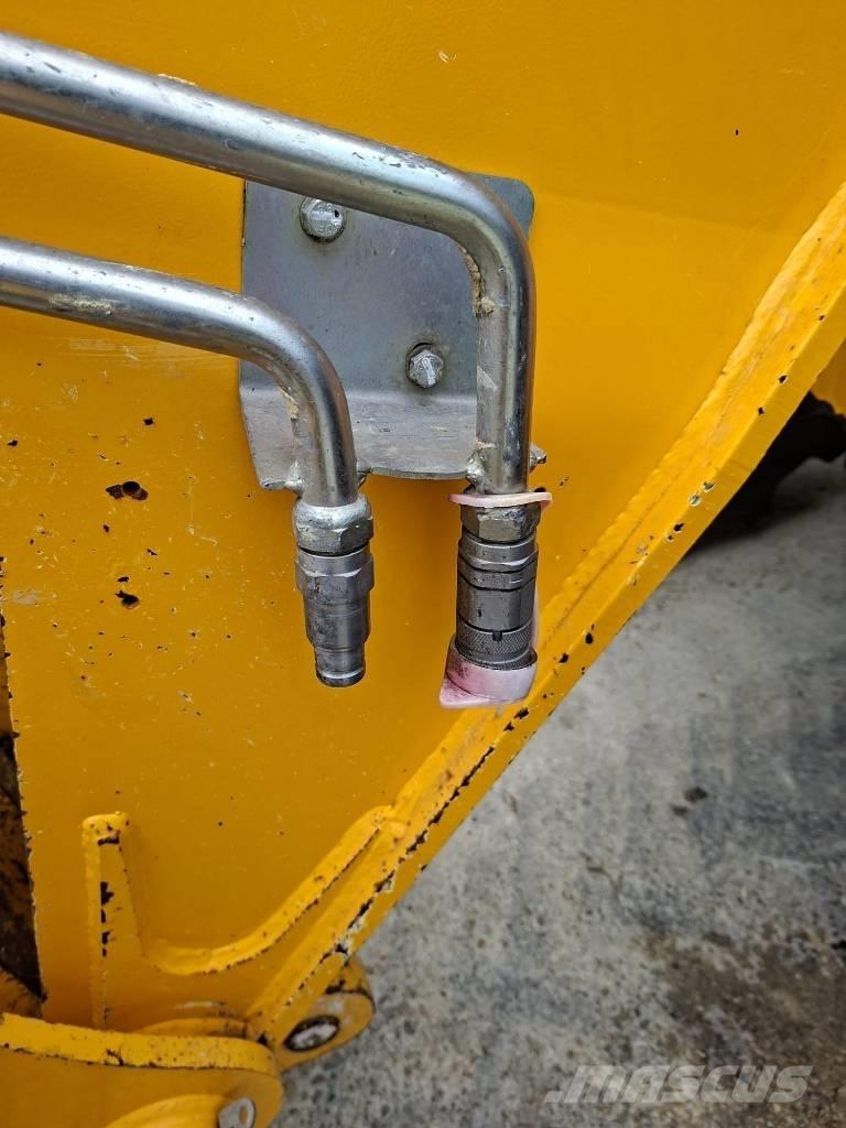 JCB 535-95 テレスコーピックハンドラー
