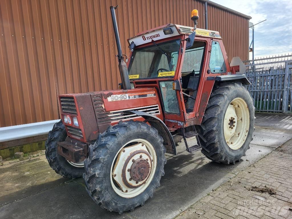 Fiatagri 90-90 DT トラクター