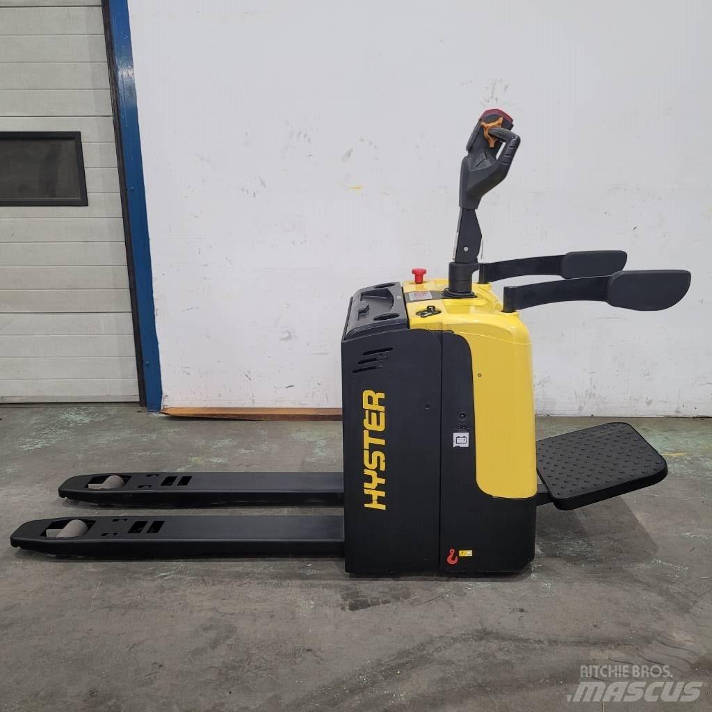 Hyster P 2.0 UTS ローリフトとプラットフォーム