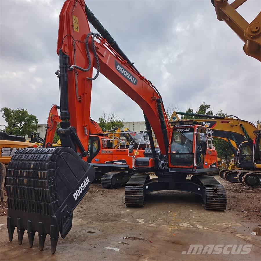 Doosan DX300LC-9C 大型油圧ショベル12t以上（パワーショベル・ユンボ）