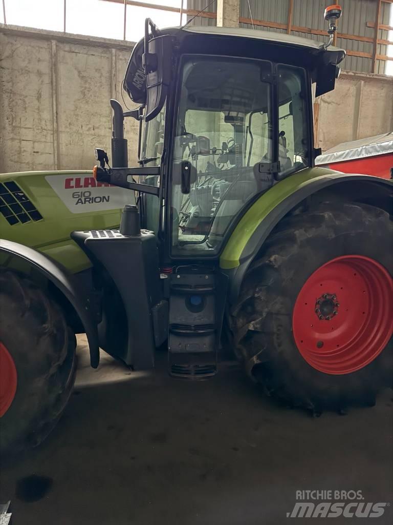 CLAAS Arion 610 CIS トラクター