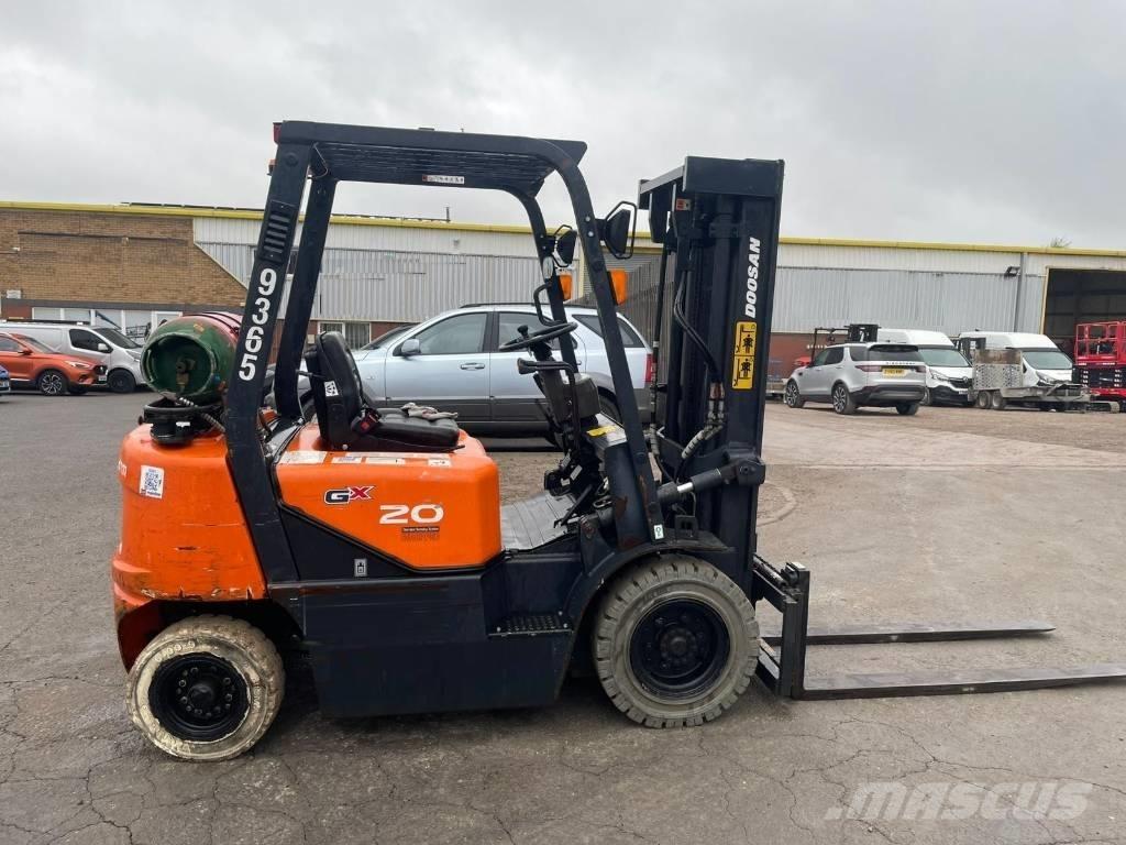 Doosan G 20 LPGフォークリフト
