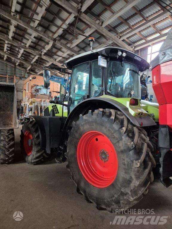 CLAAS Arion 610 CIS トラクター