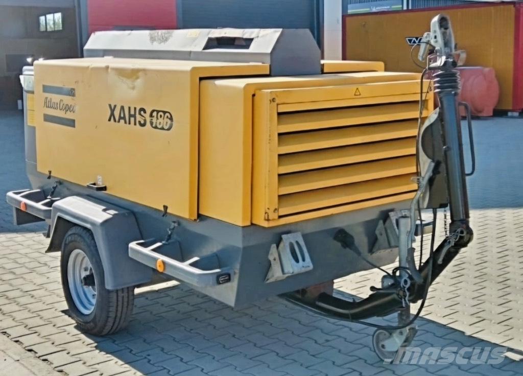 Atlas Copco XAHS 186 コンプレッサー
