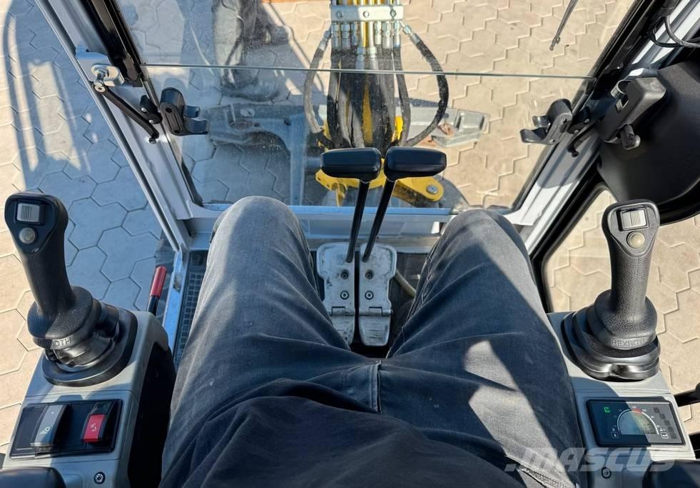 Wacker Neuson ET 18 大型油圧ショベル12t以上（パワーショベル・ユンボ）