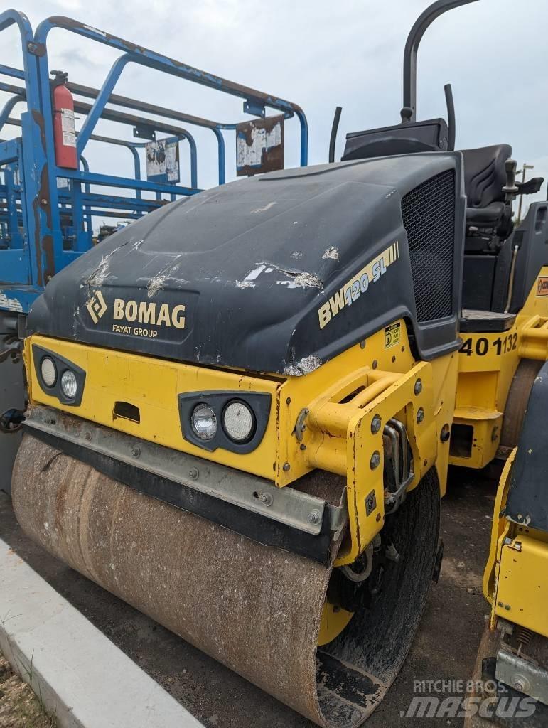 Bomag BW 120 AD-3 タンデムローラ