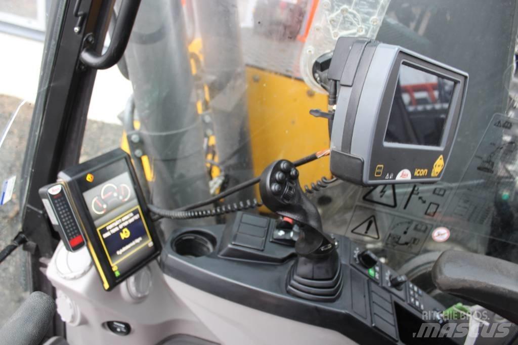 Volvo ECR 235 E 大型油圧ショベル12t以上（パワーショベル・ユンボ）