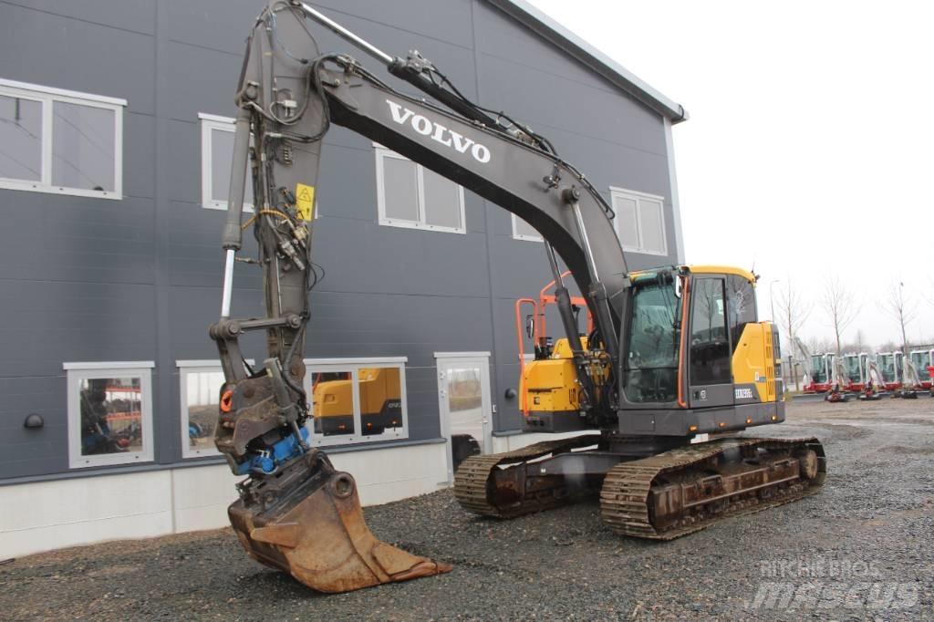 Volvo ECR 235 E 大型油圧ショベル12t以上（パワーショベル・ユンボ）