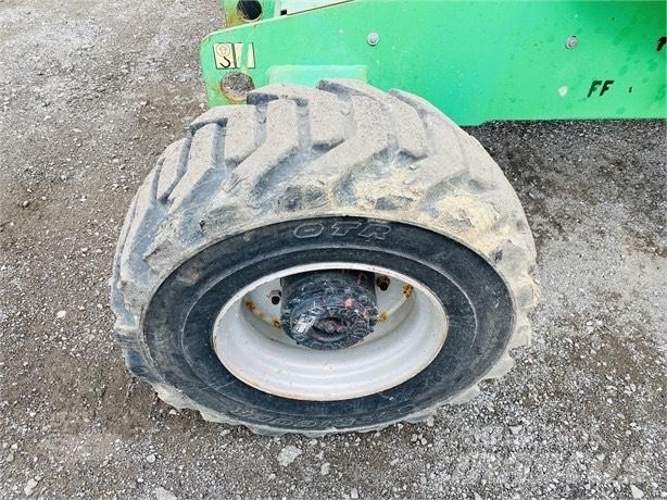 JLG 460 SJ ブームリフト　直伸型
