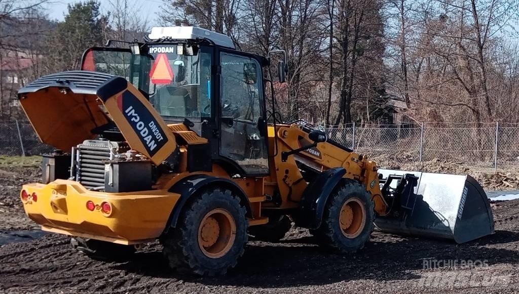Impodan DN30T テレスコピックホイールローダー