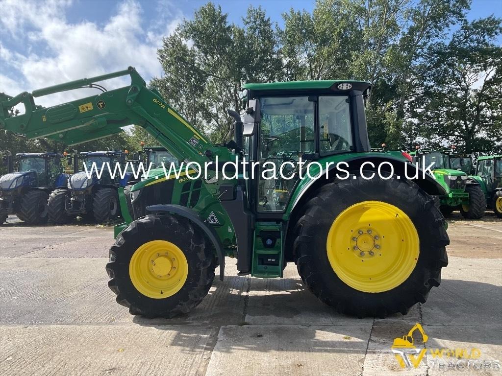 John Deere 6120 M トラクター