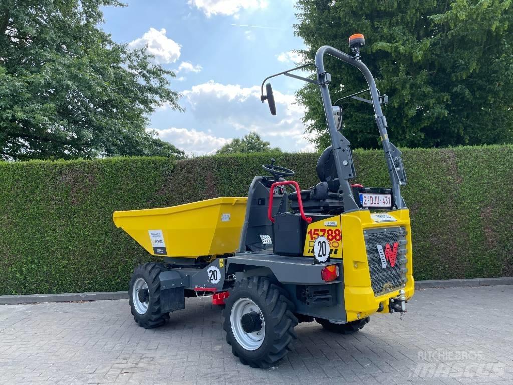 Wacker Neuson DW 20 サイト　ダンプ