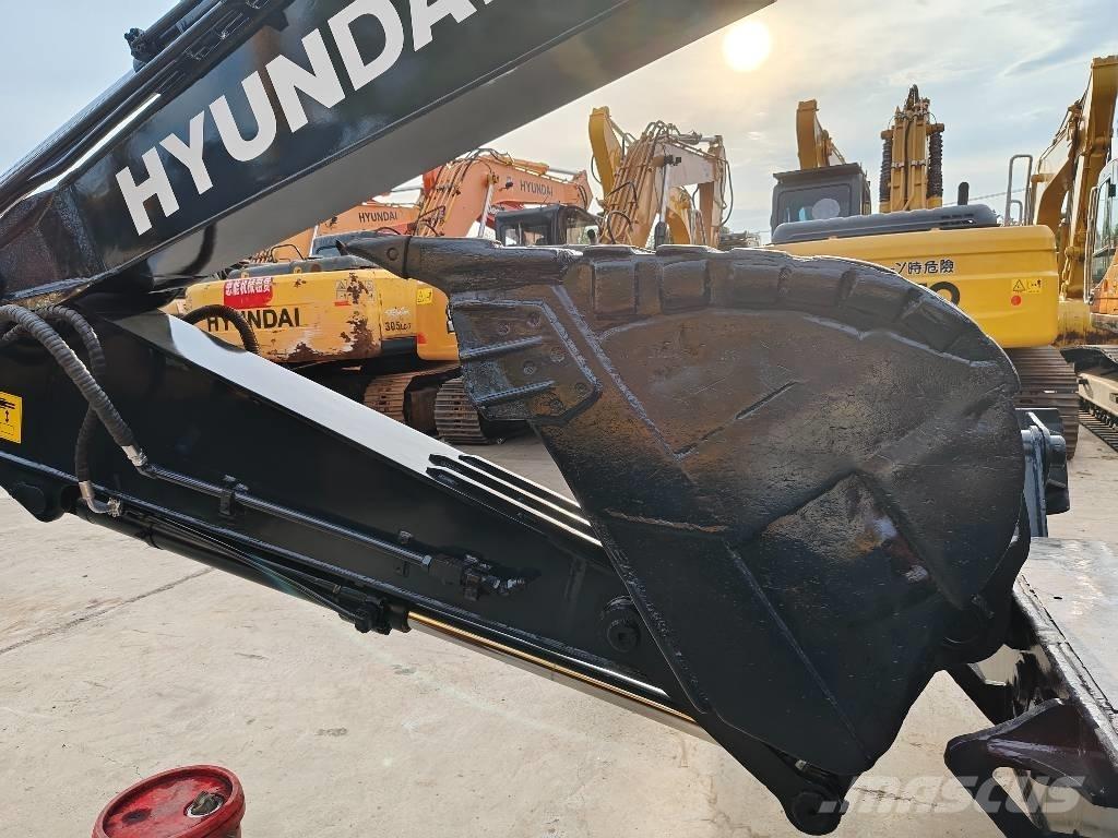 Hyundai R210w-9 ホイール式油圧ショベル（パワーショベル・ユンボ・バックホー）