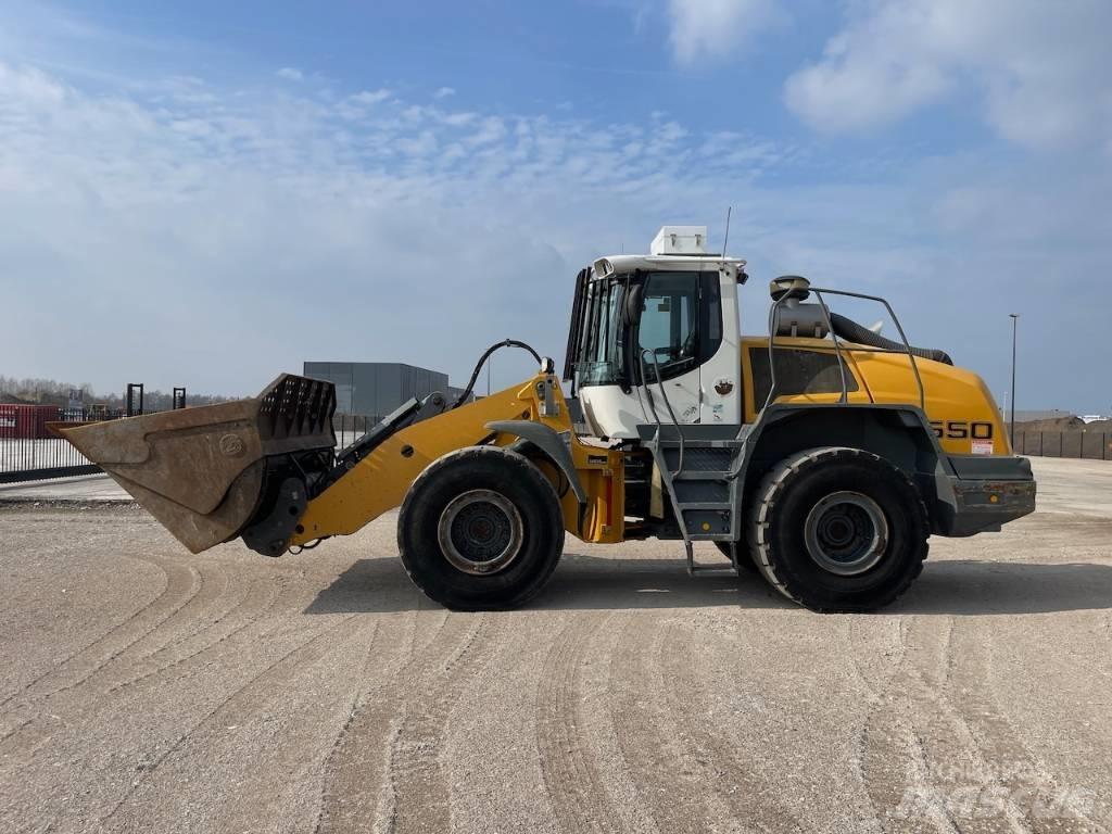 Liebherr 550 CDC + BSS ホイールローダー・タイヤショベル