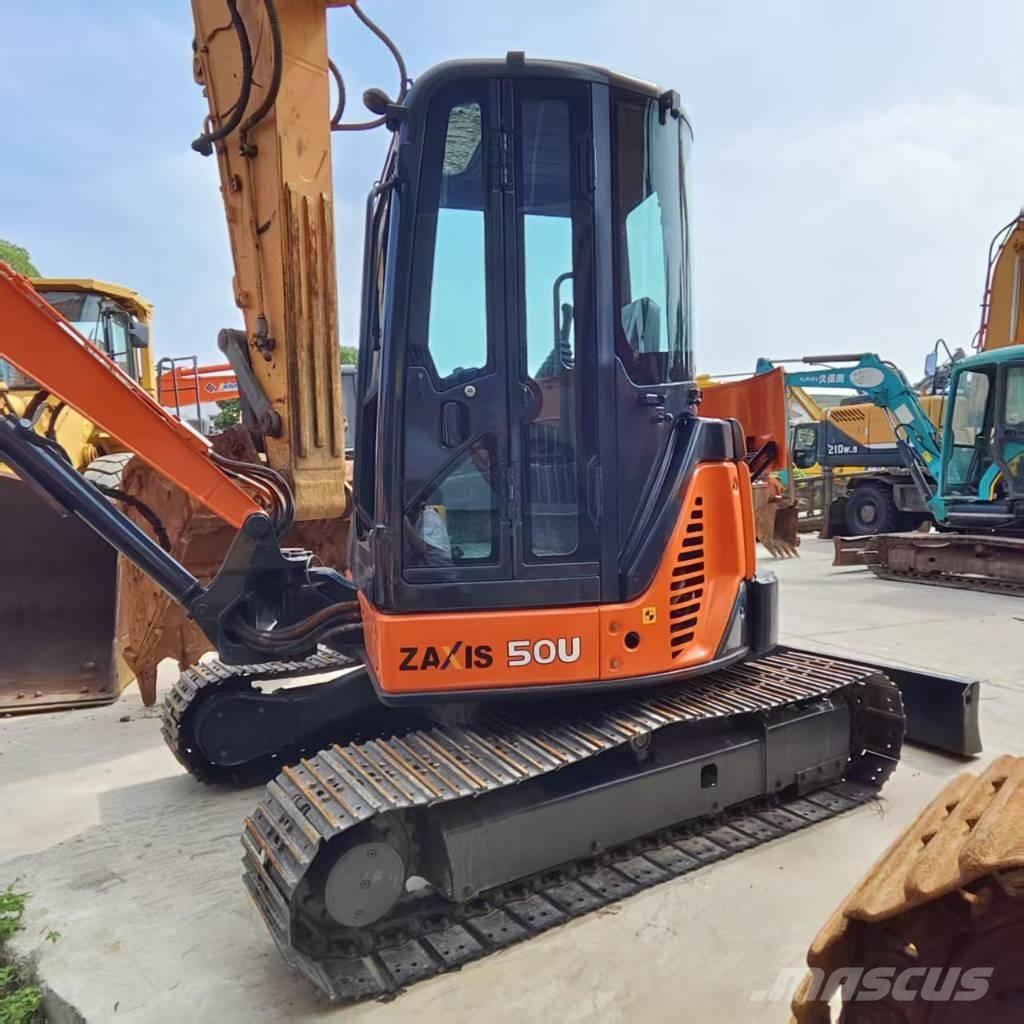 Hitachi ZX 50 U ミニ油圧ショベル 7t以下（ミニユンボ・ミニディガー）