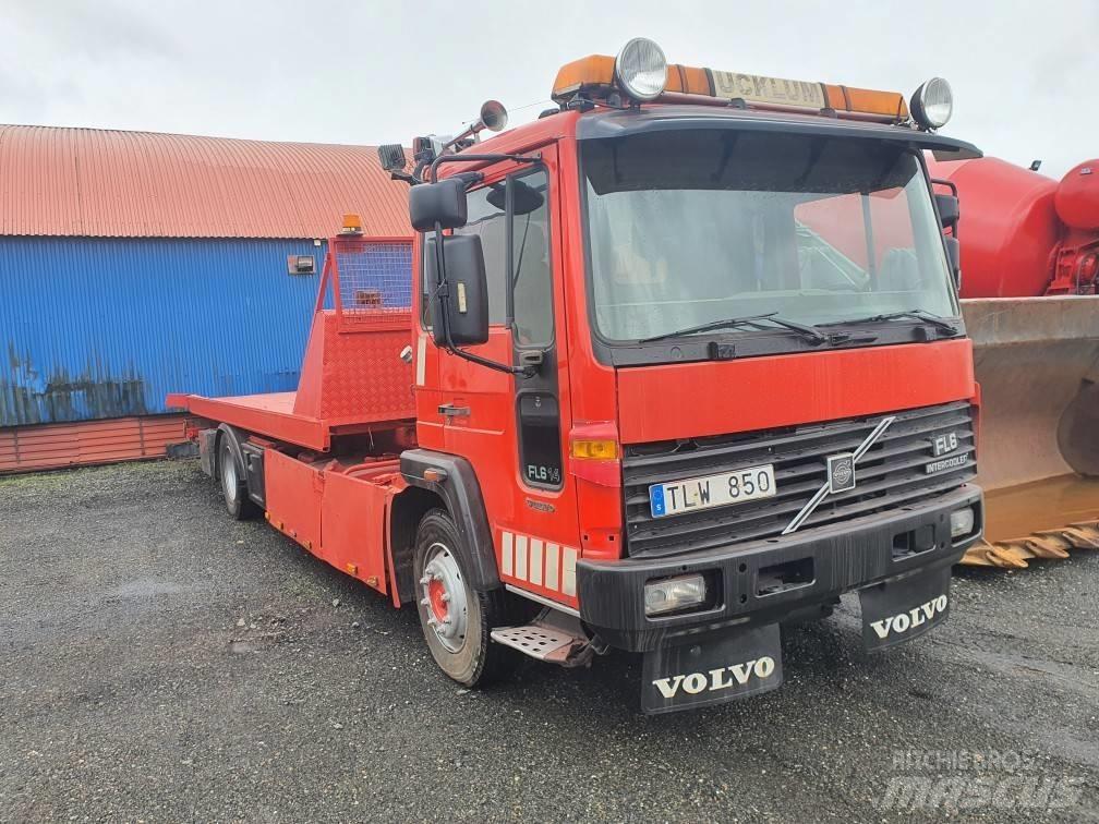Volvo FL614 レッカー車