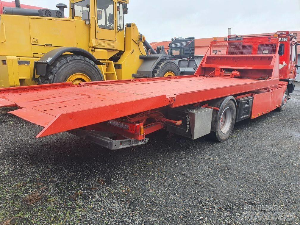 Volvo FL614 レッカー車