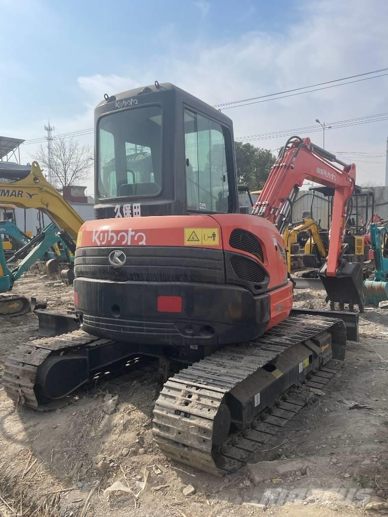 Kubota U 35 ミニ油圧ショベル 7t以下（ミニユンボ・ミニディガー）