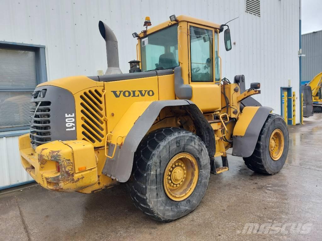 Volvo L90E ホイールローダー・タイヤショベル