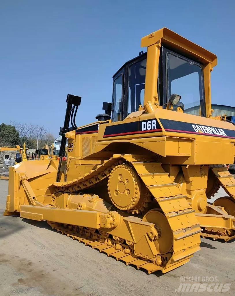 CAT D 6 R モーターグレーダー
