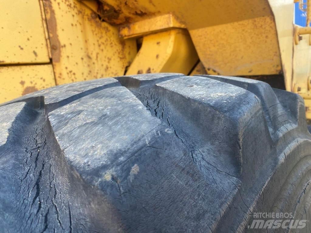 CAT 966E NVT ホイールローダー・タイヤショベル