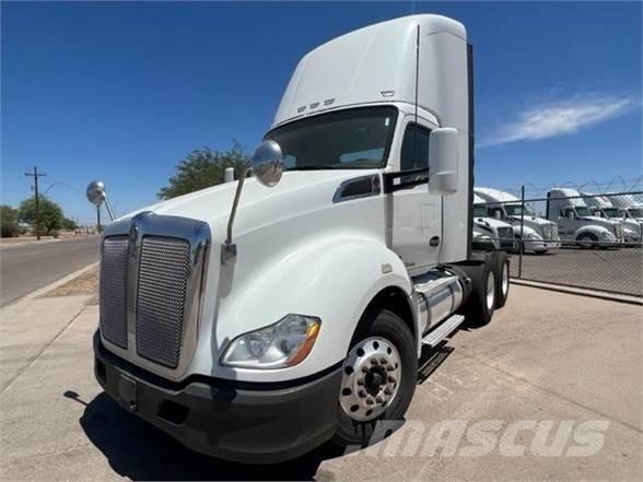 Kenworth T680 中古トラクターヘッド | トレーラーヘッド