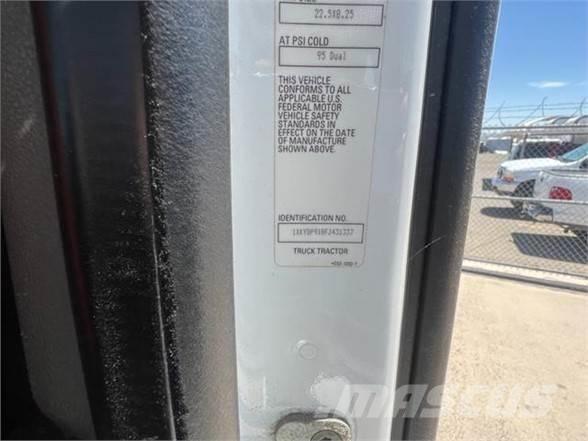 Kenworth T680 中古トラクターヘッド | トレーラーヘッド