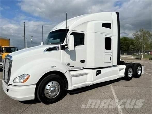 Kenworth T680 中古トラクターヘッド | トレーラーヘッド