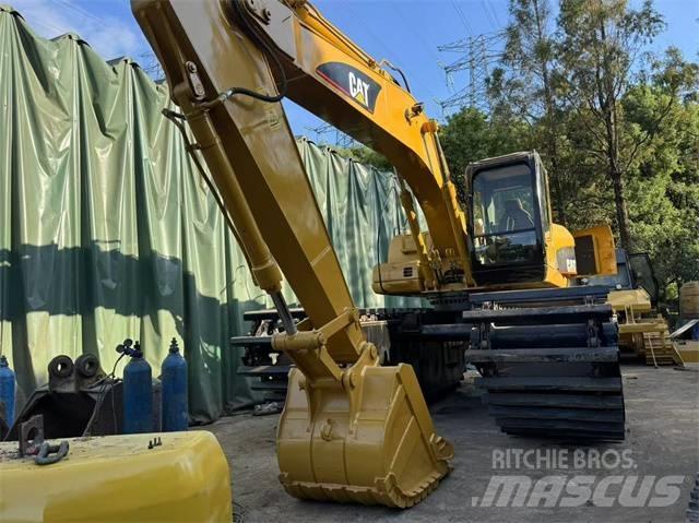 CAT 320 C 水陸両用油圧ショベル、ユンボ