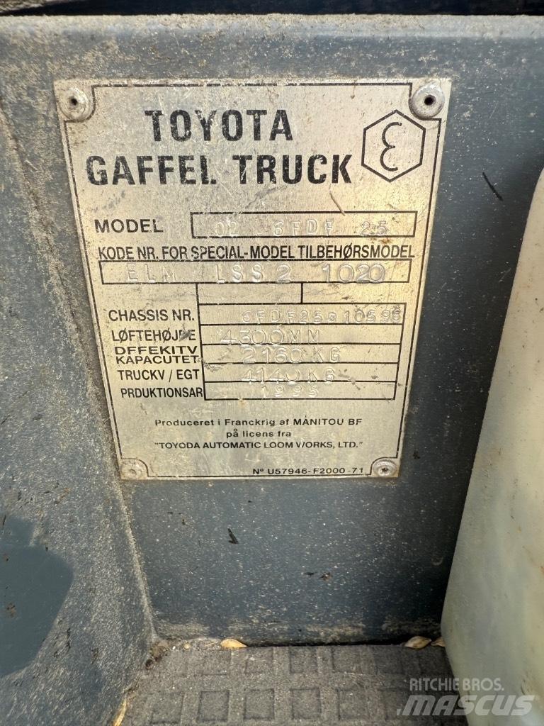 Toyota FD 25 ディーゼル・軽油