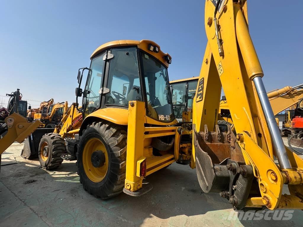 JCB 3 XC バックホーローダー