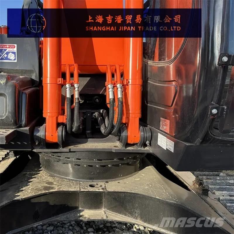 Hitachi ZX 200 大型油圧ショベル12t以上（パワーショベル・ユンボ）