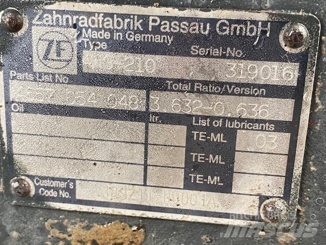 Hitachi ZF 4WG-210 トランスミッション